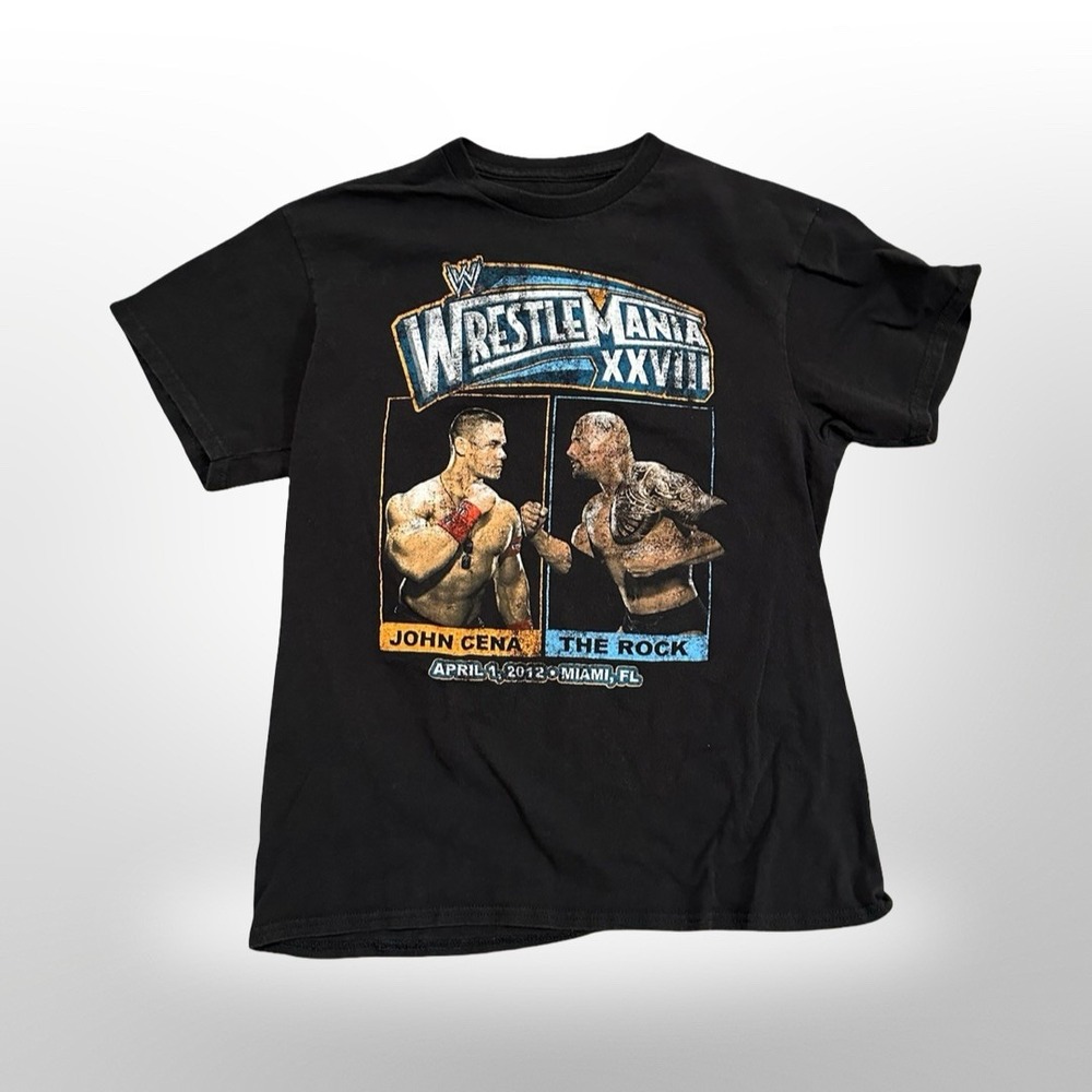 WWE Wrestlemania XXVIII John Cena vs The Rock T Shirt Authentic Adult Medium